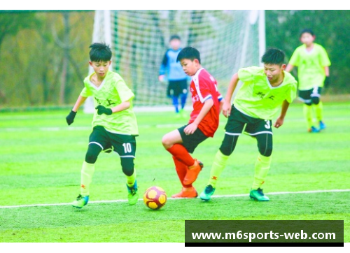 邹捷：从草根到巅峰，探索他的足球传奇